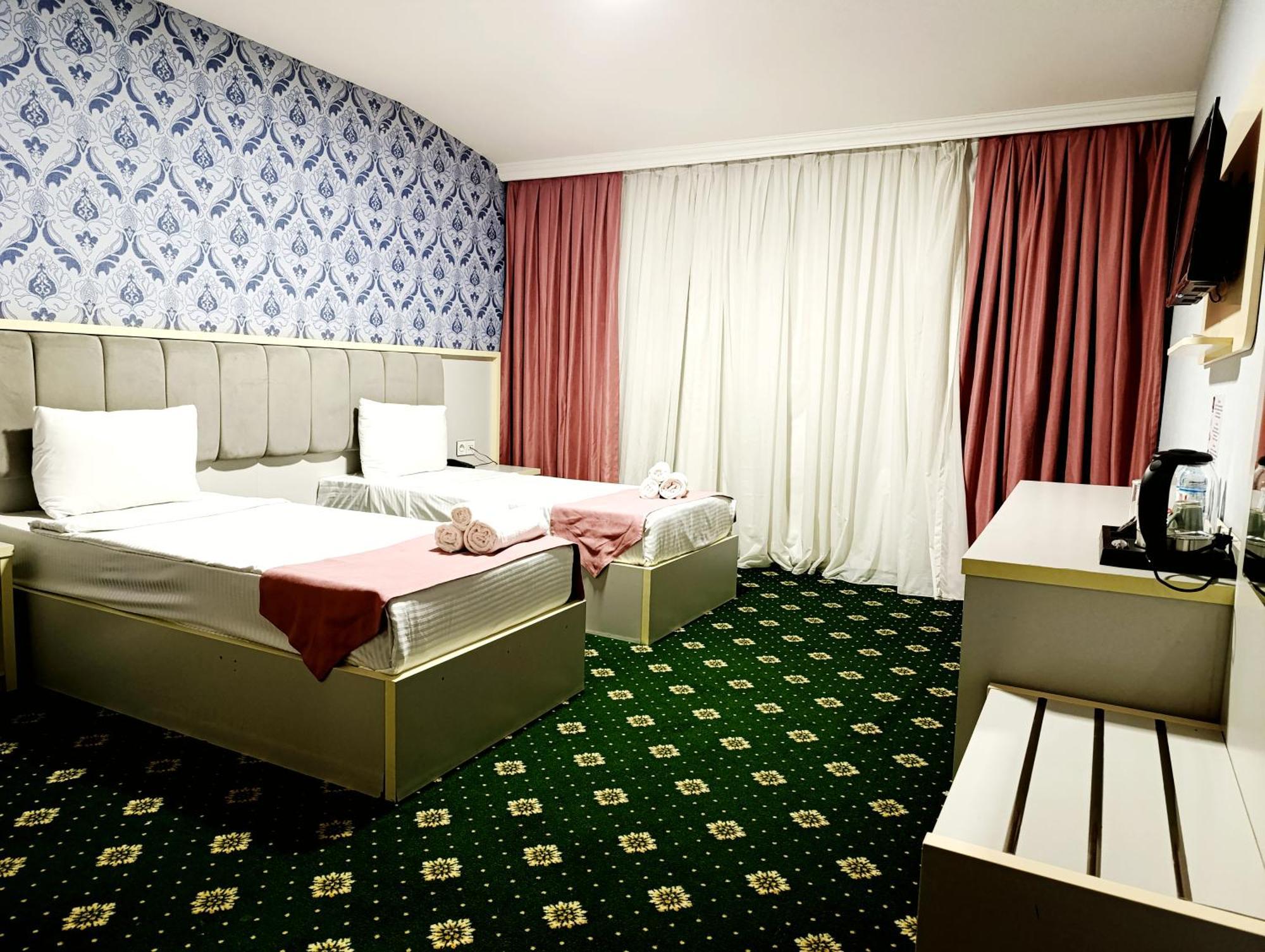 Altus Hotel Baku Exterior foto